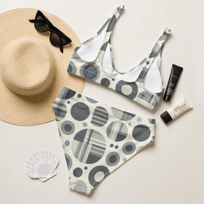 High-waisted bikini