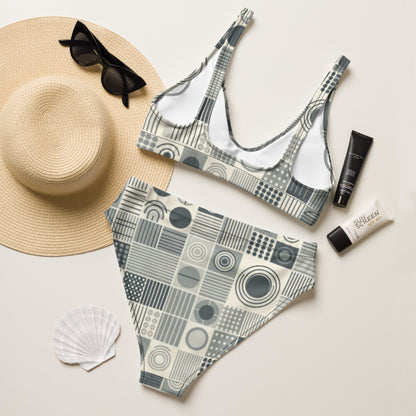 High-waisted bikini